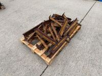 APPROX. 12No. 2 BOARD SCAFFOLDING BRACKETS - 5