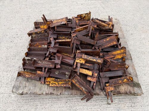 APPROX. 70No. 1 BOARD SCAFFOLDING BRACKETS
