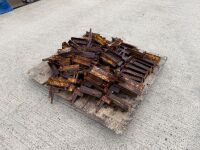 APPROX. 70No. 1 BOARD SCAFFOLDING BRACKETS - 3