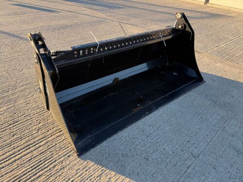 APPROX. 6ft UNUSED 4 IN 1 BUCKET TO SUIT A SKID STEER LOADER
