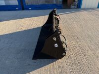 APPROX. 6ft UNUSED 4 IN 1 BUCKET TO SUIT A SKID STEER LOADER - 6