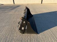 APPROX. 6ft UNUSED 4 IN 1 BUCKET TO SUIT A SKID STEER LOADER - 13