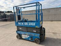 GENIE GS1932 BATTERY OPERATED SCISSOR LIFT - 3