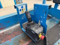 GENIE GS1932 BATTERY OPERATED SCISSOR LIFT - 9