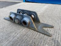 UNUSED EXCAVATOR ATTACHMENT BRACKET - 3