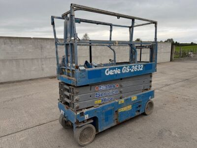 GENIE GS-2632 26FT BATTERY OPERATED SCISSOR LIFT
