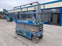 GENIE GS-2632 26FT BATTERY OPERATED SCISSOR LIFT - 7