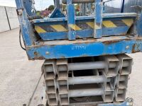 GENIE GS-2632 26FT BATTERY OPERATED SCISSOR LIFT - 9