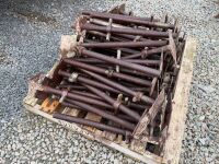 PALLET TO INC. APPROX. 50No. ADJUSTABLE FEET TO SUIT SCAFFOLDING - 3