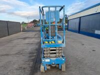 GENIE BATTERY OPERATED SCISSOR LIFT - 8