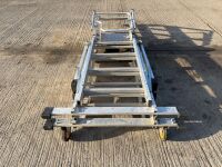 YOUNGMAN FOLDABLE EXTENDING ALUMINIUM MOBILE PODIUM&nbsp; - 2