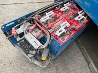 GENIE GS1932 BATTERY OPERATED SCISSOR LIFT - 12