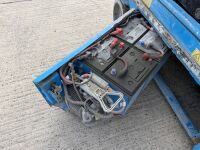 SINOBOOM 1930S BATTERY OPERATED SCISSOR LIFT - 12
