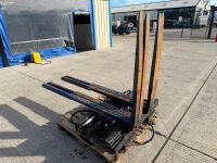 CASCADE HEADSTOCK TO SUIT FORKLIFT - 5