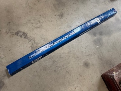 UNUSED BOSCH MEASURING STAFF