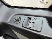 RENAULT TRAFIC SL27 BUSINESS+ SWB 1.6 DCI 115PS - 26