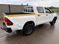 TOYOTA HILUX ACTIVE 2.4 D-4D DOUBLE CAB PICKUP&nbsp; - 20