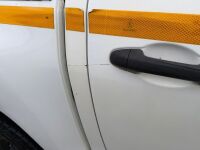 TOYOTA HILUX ACTIVE 2.4 D-4D DOUBLE CAB PICKUP&nbsp; - 27