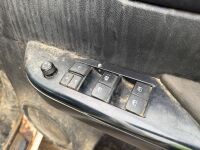 TOYOTA HILUX ACTIVE 2.4 D-4D DOUBLE CAB PICKUP&nbsp; - 28