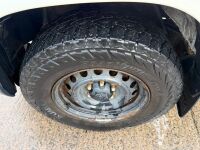 TOYOTA HILUX ACTIVE 2.4 D-4D DOUBLE CAB PICKUP&nbsp; - 7