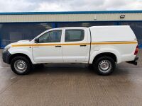 TOYOTA HILUX ACTIVE 2.5 D-4D 4WD DOUBLE CAB PICK UP - 9
