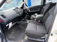 TOYOTA HILUX ACTIVE 2.5 D-4D 4WD DOUBLE CAB PICK UP - 13