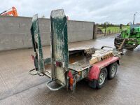 APPROX. 9ft x 4ft IFOR WILLAIMS 2700kgs TWIN AXLE PLANT TRAILER - 8
