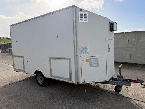 APPROX. 14ft x 7ft SINGLE AXLE FAST DECONTAMINATION UNIT