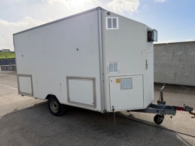 APPROX. 14ft x 7ft SINGLE AXLE FAST DECONTAMINATION UNIT