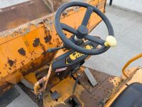 THWAITES 6 TON STRAIGHT SKIP DUMPER - 18
