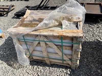 WOODEN CRATE TO INC. APPROX 48No. PIECES OF 22mm TUMBLED GREY LIMESTONE PAVING