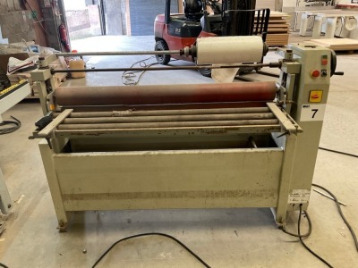 APPROX 1400mm 3 PHASE ROLLER PRESS