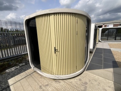 APPROX 7ft x 7ft PORTABLE LUXURY GARDEN POD WITH SPECIAL ROUND CORNER DESIGN