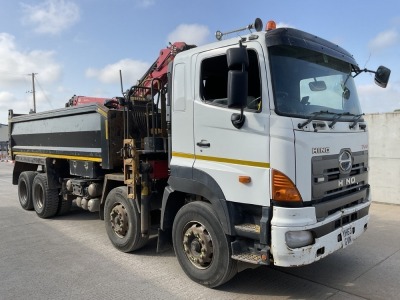 HINO 700 SERIES 8x4 TIPPING GRAB LORRY