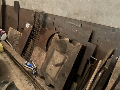 LARGE SELECTION OF ASSORTED METAL SHEETS