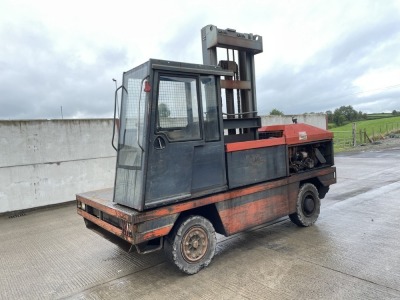 LANSING LINDE S50 5 TON SIDE LOADING FORKLIFT