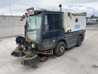 SCHMIDT COMPACT 200 4.2 TON ROAD SWEEPER